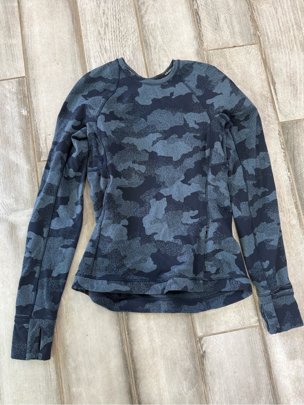 lululemon rulu Navy & Slate Camo Long-Sleeve Pullover